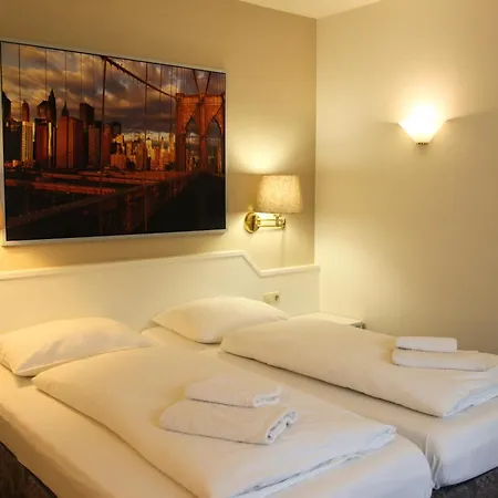 Hotel Garni Landgasthof Luechau 3*