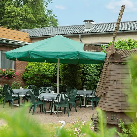 Hotel Garni Landgasthof Luechau Mussen (Lauenburg)